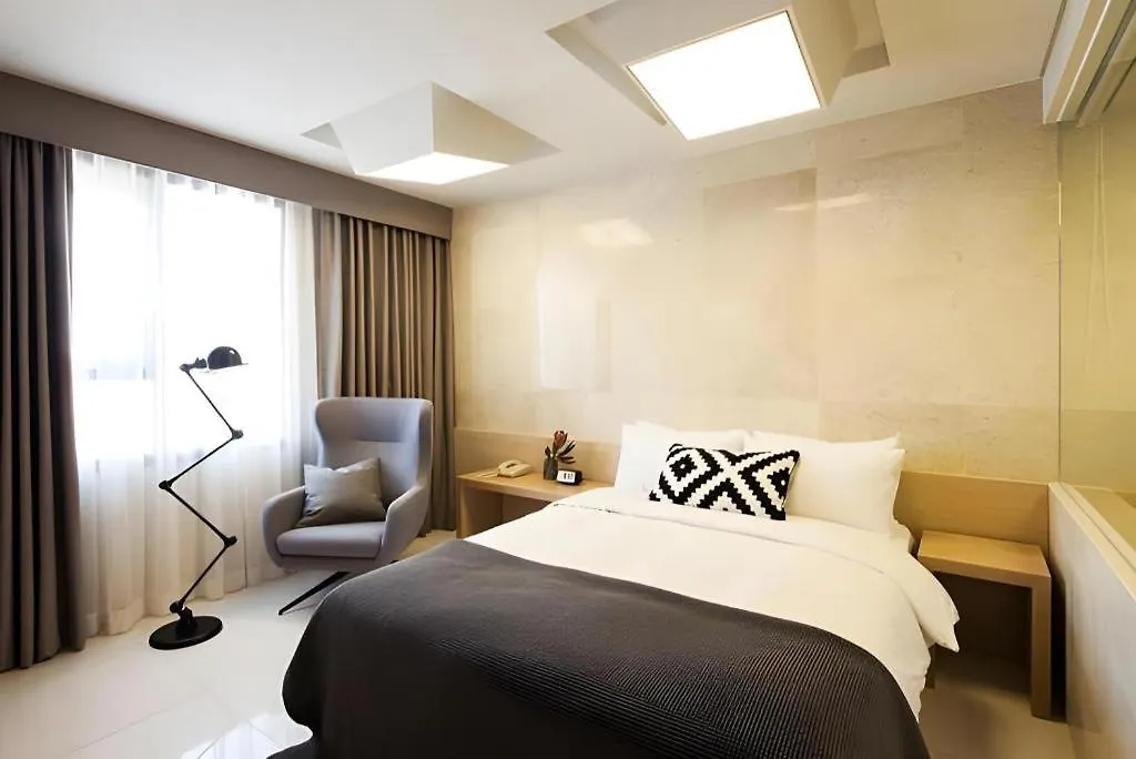 Hotel Denim Seoul Motel