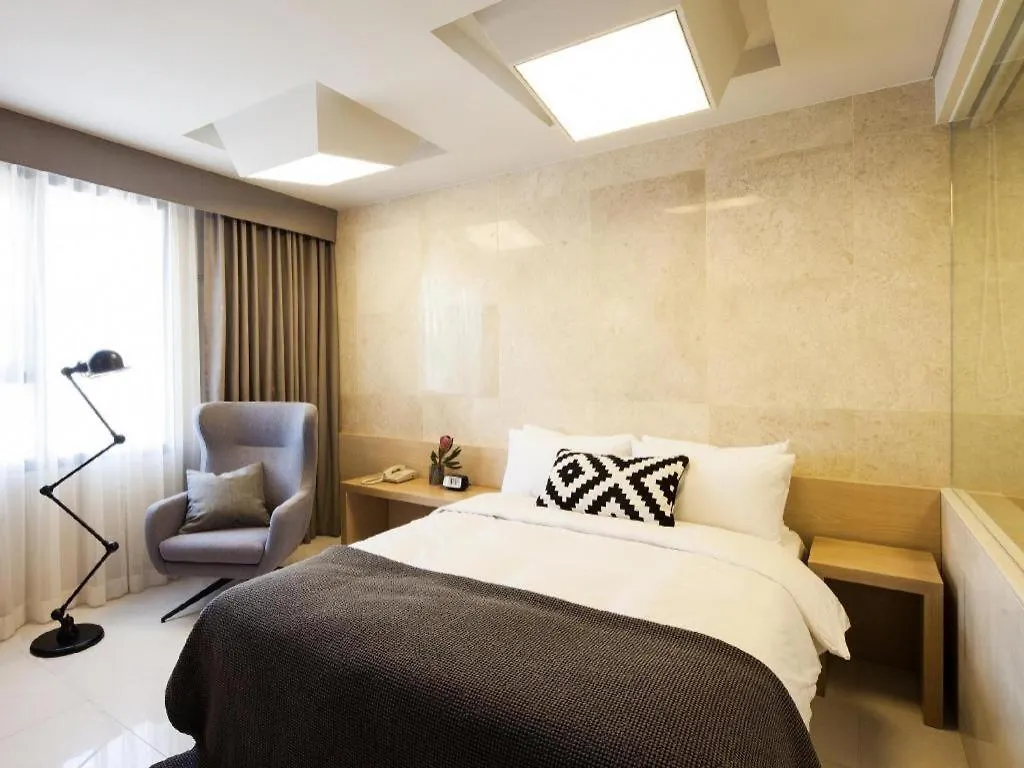 Hotel Denim Seoul Motel